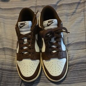 Nike Men's Brown and White Sneakers